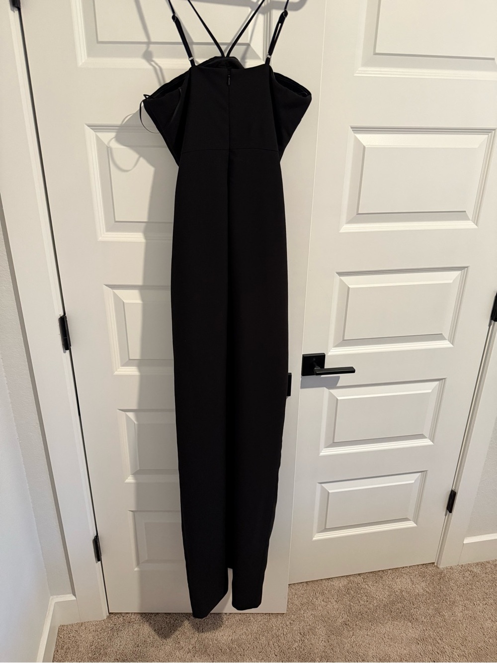 New without tags LIKELY black maxi gown, size 8. Never worn.